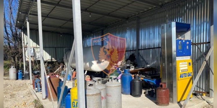 Tregtonte gaz kontrabandë, pranga të riut