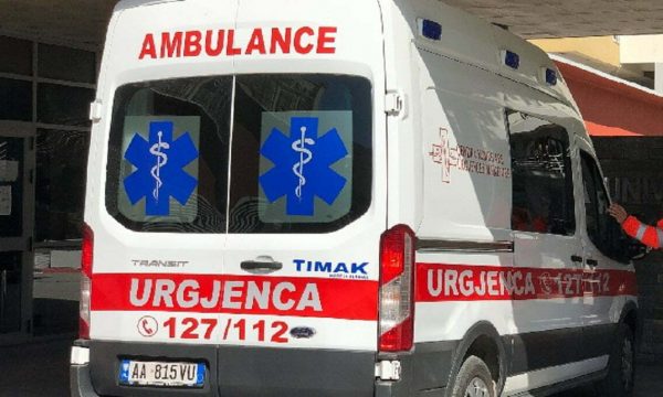 U gjet pa shenja jete në banesë, policia e Durrësit jep detaje mbi vdekjen e të moshuarës