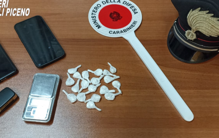 Doza kokaine gati për shitje, arrestohet i riu shqiptar në Itali