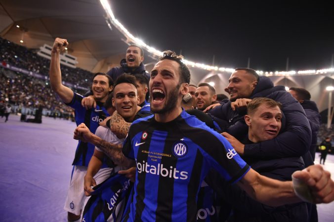 Fitorja e Interit ndaj Milanit, Inzaghi në ekstazë, Calhanoglu: I kafshuam! Pioli e pranon: Jemi në krizë!