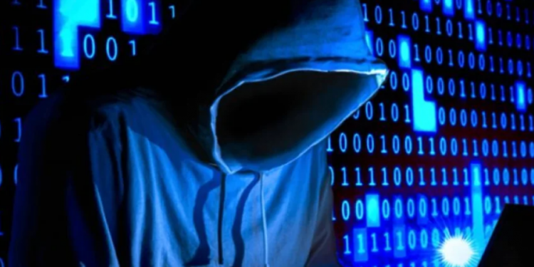 Gazetarët dhe politikanët britanikë bien pre e hakerave rusë, krijojnë profile false