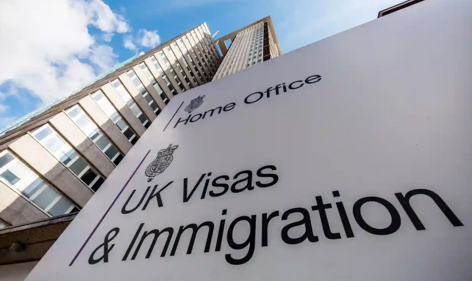 Ministri britanik pranon zhdukjen e 200 fëmijëve azilkërkues, 88 % shqiptarë