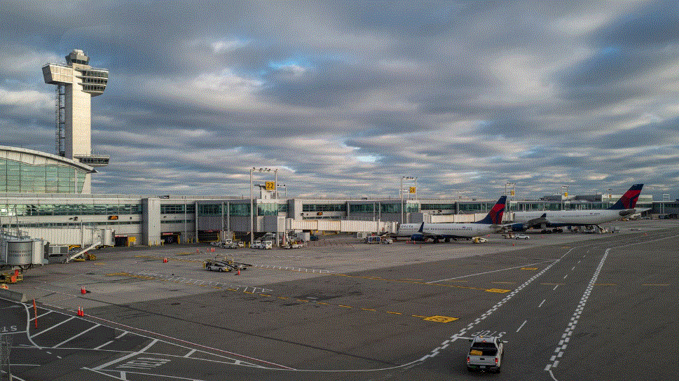 Çfarë po ndodh në SHBA? Ndalohen të gjitha fluturimet e avionëve