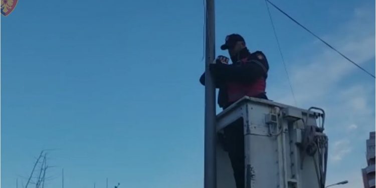 Ishin vendosur nga grupet kriminale, çmonotohen 20 kamera në Fier dhe Lushnje