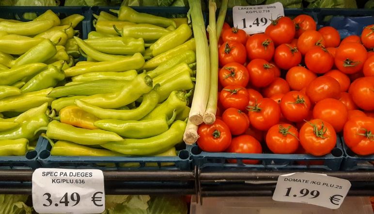 Kosovë/ Si mund të ngadalësohet inflacioni?