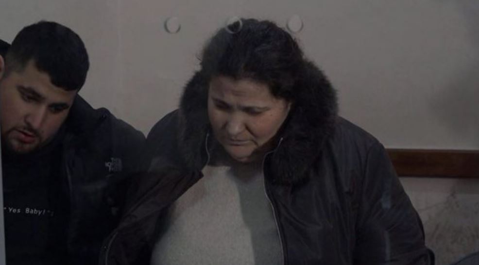 Shtëpi, vreshta, makina/ Zbulohet pasuria e pastrueses milionere