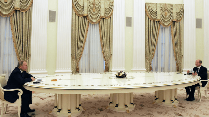 Deklaratat e Scholz për negociata, reagon Kremlini: Putin mbetet i hapur