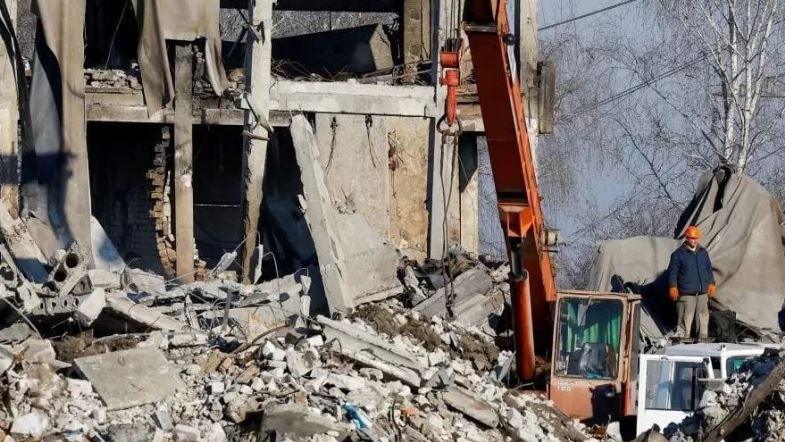 Sulmi vdekjeprurës i Ukrainës, Rusia fajëson përdorimin masiv të celularëve nga ushtarët e saj