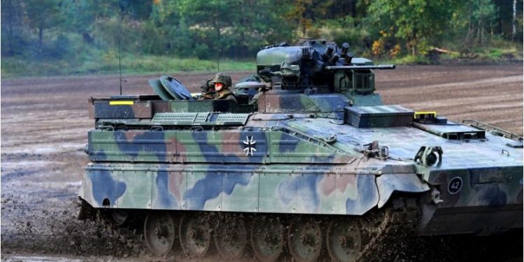 Gjermania do t’i dërgojë Ukrainës dhjetëra autoblinda në pranverë