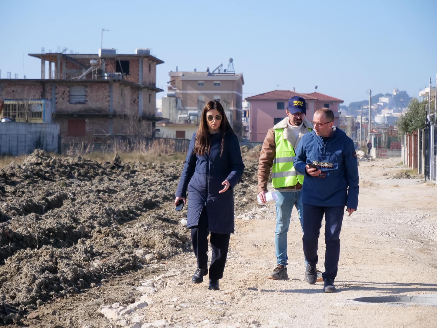 Lagjja nr.17 në Durrës së shpejti me rrugë të re, Sako: Kemi mbyllur edhe kanalin e ujërave të bardha (FOTO)