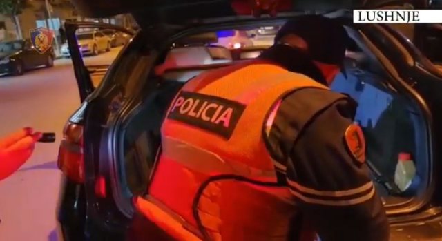 Shiste kokainë, në pranga 39-vjeçari dhe nën hetim 10 blerësit. Sekuestrohen 900 mijë lekë