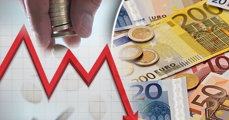 Bie sërish Euro, prek nivelin më të ulët në një muaj në kursin e këmbimit