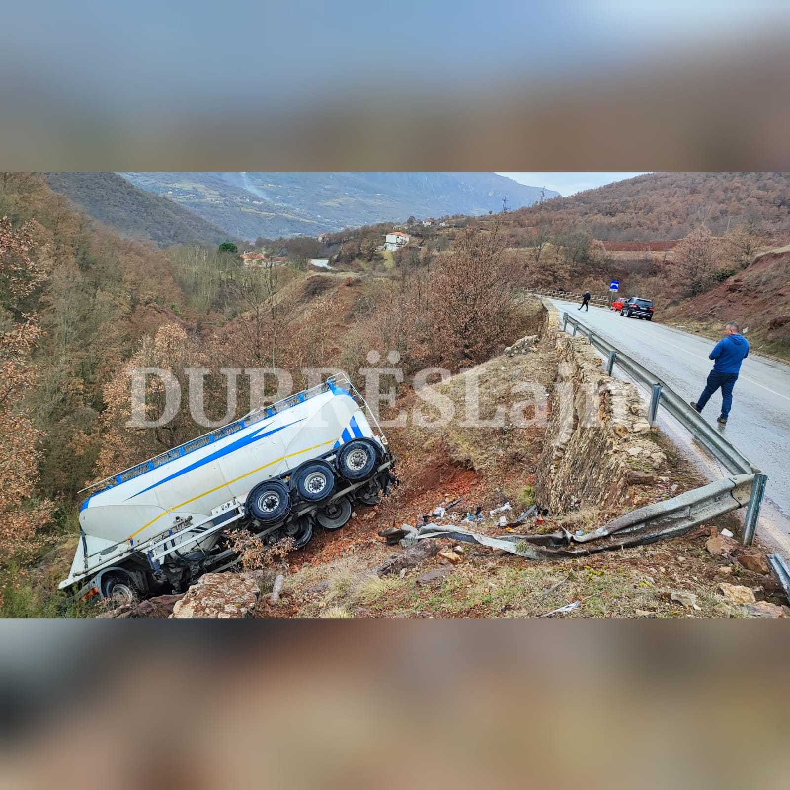 Autoboti del nga rruga, plagoset shoferi (FOTO)
