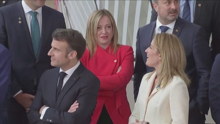 “Më mirë që nuk ishim në Paris”, Meloni kundër Macron: Europa si titaniku