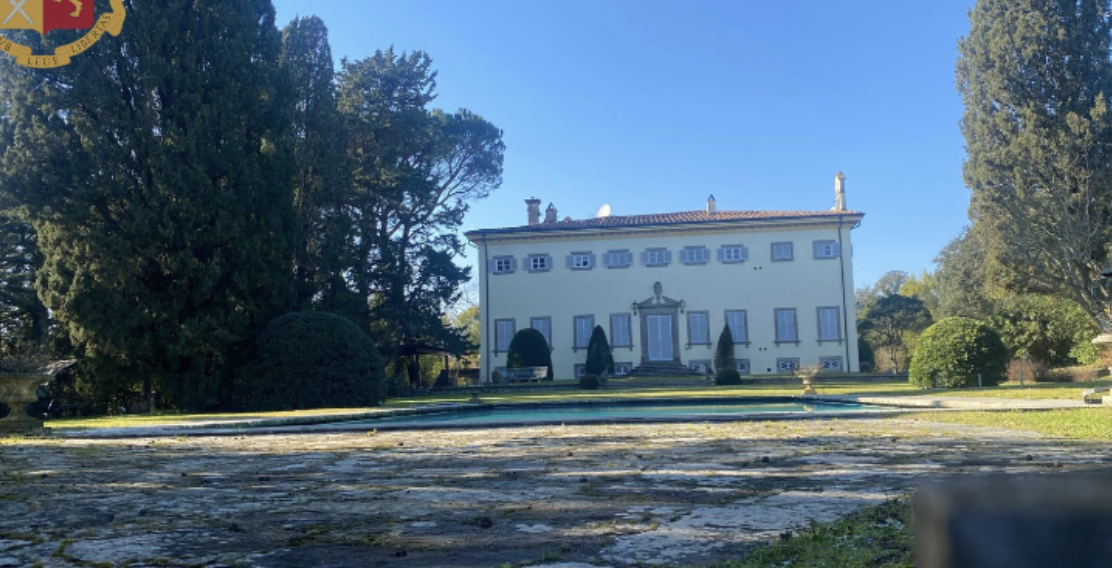 Kamerat “tradhtojnë” dy shqiptarët, në pranga “skifterët” e 15 banesave në Itali