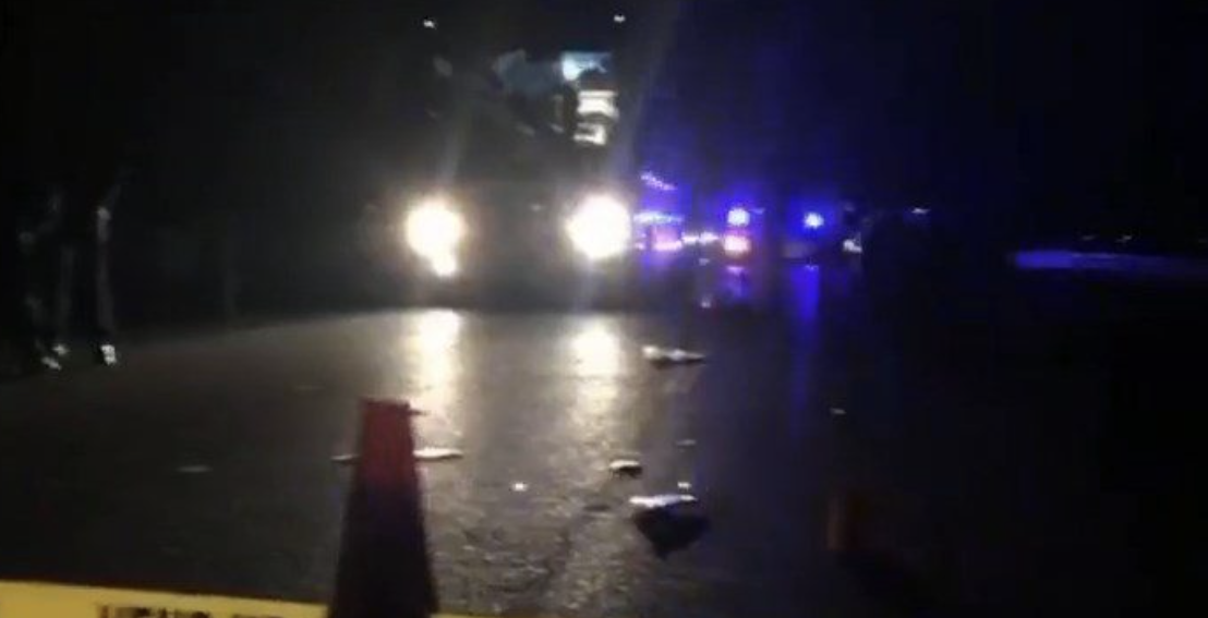 Makina “merr përpara” dy këmbësorë në Durrës, njëri i mitur