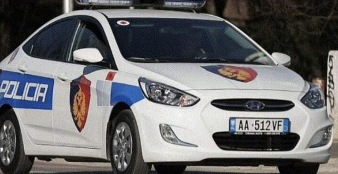 Kanosën policinë, arrestohen tre “të fortët” që lëviznin me armë në makinë