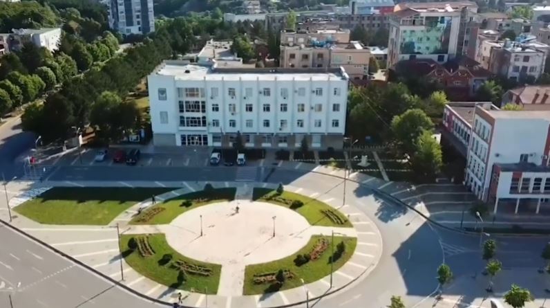 VOA: Mungesë transparence nga bashkitë, s’mbajnë premtimet