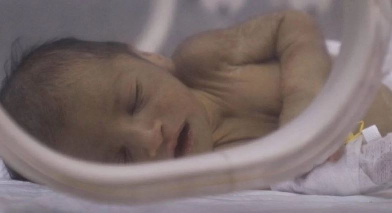 Nëna dhe foshnja në Siri shpëtohen dy herë brenda tre ditëve pas tërmetit