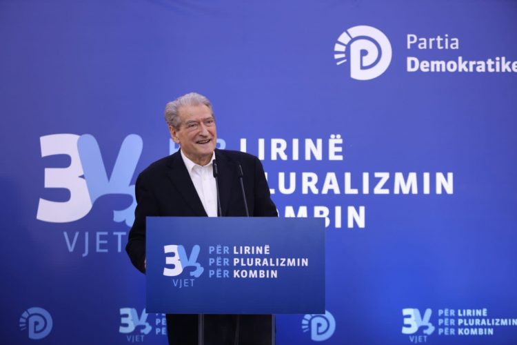 Berisha: Rama po bën gjenocid, revolucioni ynë ka mision përmbysjen e regjimit