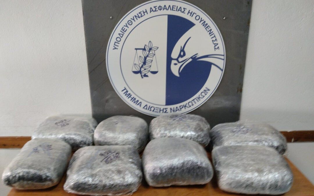 Policia greke kap makinën me tetë pako marijuanë e cila vinte nga Shqipëria, arrestohet shoferi