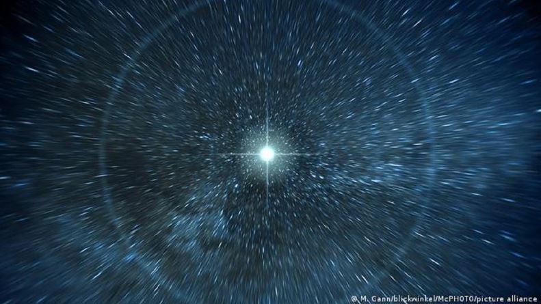 Rreziku i mbeturinave hapësinore për Tokën, shmanget përplasja e dy satelitëve