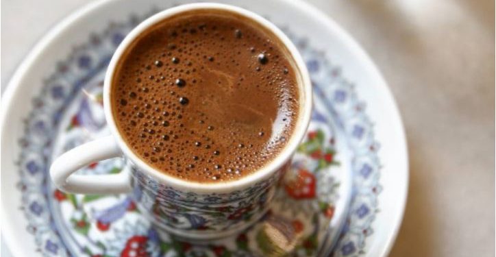 Kafeja turke apo ekspres, cila është më e dëmshme për shëndetin?