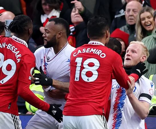 Kapi nga fyti kundërshtarin, ish-sulmuesi anglez shpërthen ndaj Kasemiros: Arrestojeni këtë njeri!