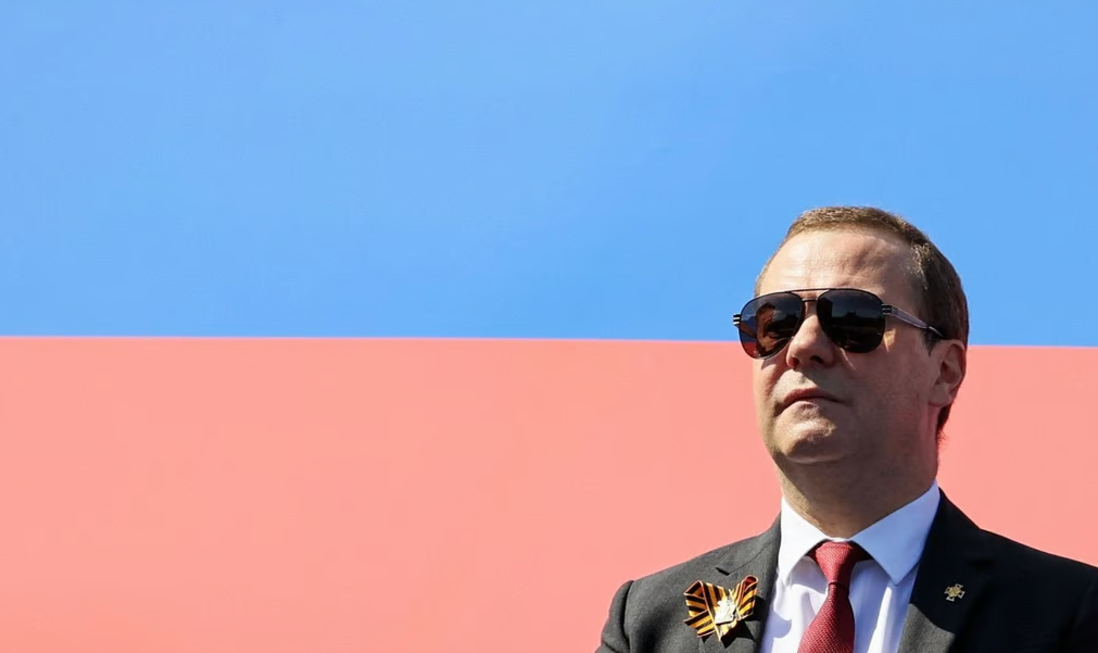 Medvedev: Duhet ta shtyjmë kufirin deri në Poloni