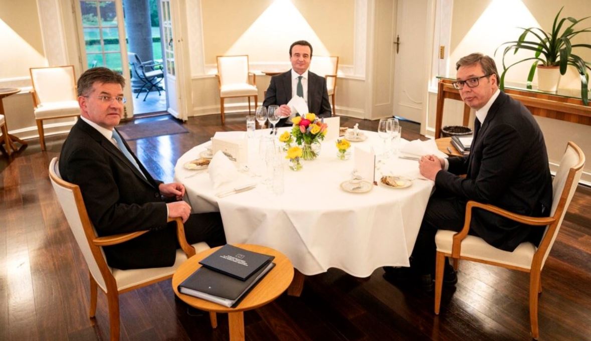 BE: Deklaratat e Kurtit & Vuçiçit, pengesë për caktimin e takimit në Bruksel