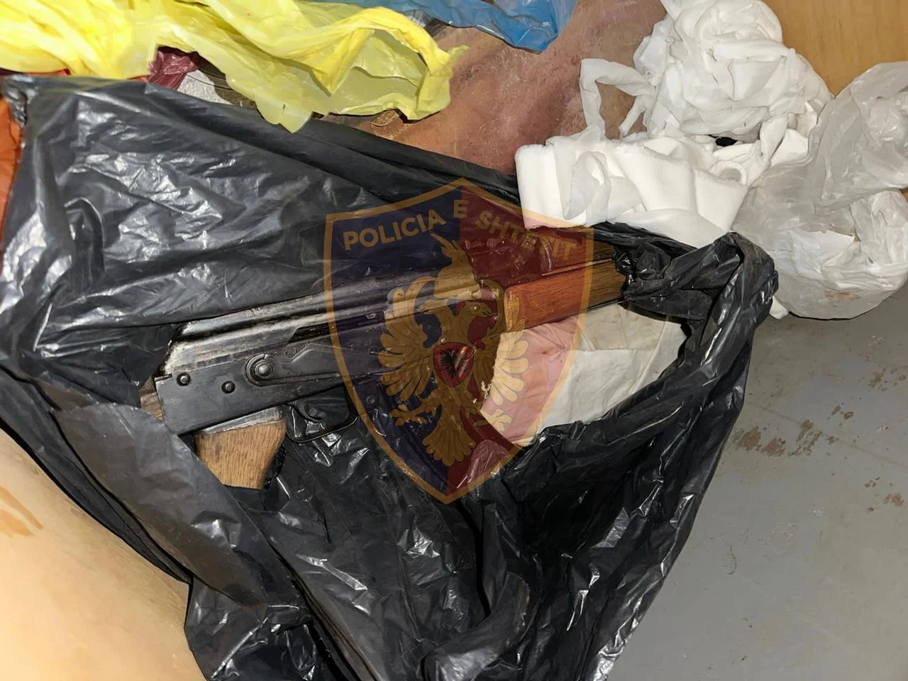 Parandalohet ngjarja kriminale, arrestohet 80-vjeçari i dënuar më parë për vrasje