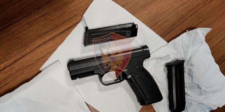 Parandalohet konflikti me armë në Tiranë, 3 të arrestuar