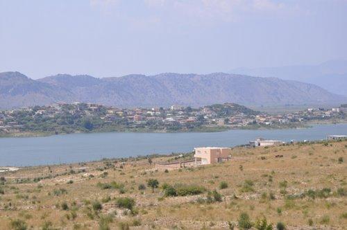 Mbytet në liqen një fëmijë 4-vjeçar