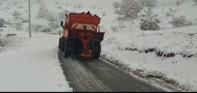 Borë në pranverë, zbardhet Korça. Ja si paraqitet situata (FOTO)