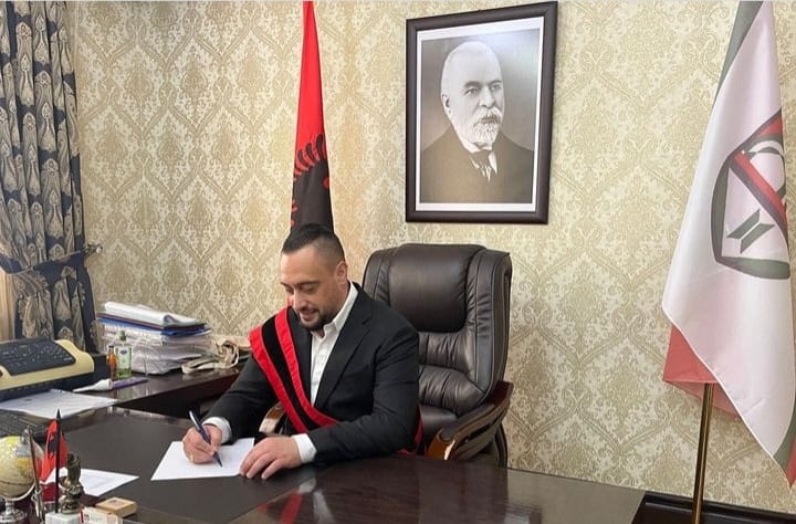 Kryebashkiaku Arbana falenderon Kryeministrin për besimin e dhënë për rikandidimin e tij