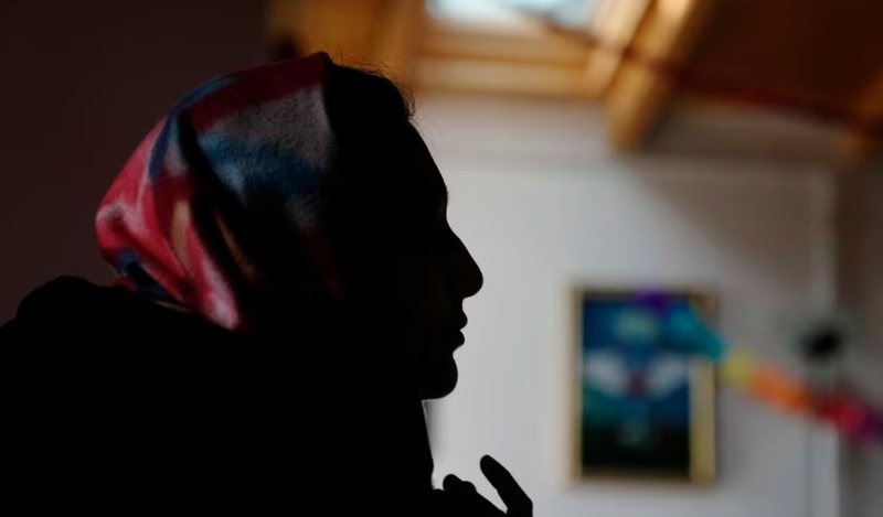 “Nëse nuk pranojnë i kërcënojnë me jetë”, Zëri i Amerikës: Martesat e detyruara të grave emigrante, fenomen shqetësues në Evropë