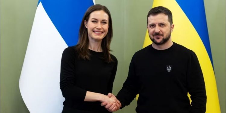 Finlanda është e hapur për t’i dhënë Ukrainës avionë luftarakë