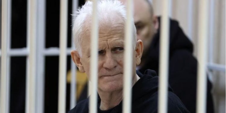 Fituesi i Nobelit për Paqe dënohet me 10 vjet burg në Bjellorusi