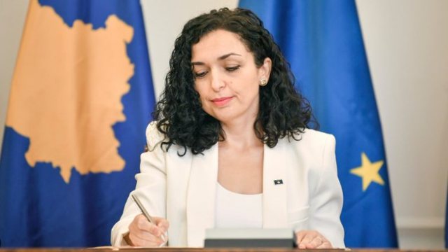 Vjosa Osmani thirrje shteteve që nuk e njohin Kosovën: Ju ftoj të jeni me ne!