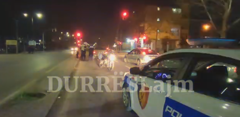 Aksident i rëndë në Durrës, makina shtyp një fëmijë (VIDEO)