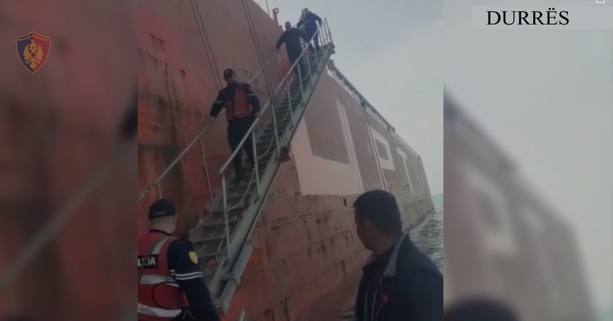 Pamjet nga operacioni i sekuestrimit të anijes me 22,500 tonë naftë në Durrës, në pranga kapiteni rus (VIDEO)
