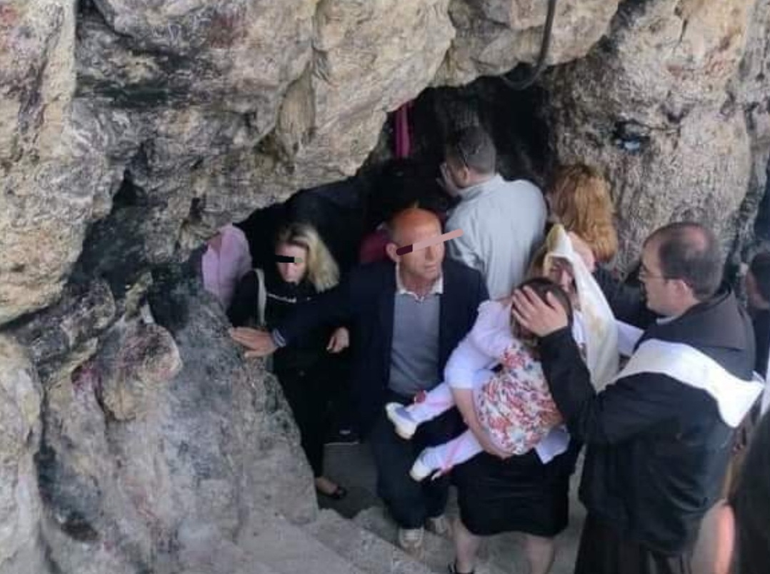 Identifikohet gruaja që vdiq te Kisha e Shna Ndout në Laç