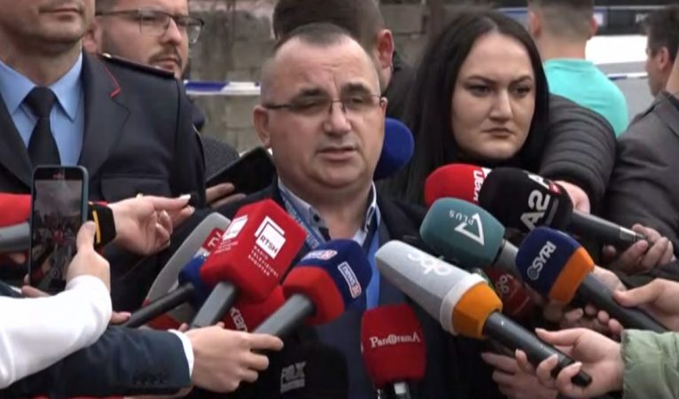 Emrat/ Krimi i rëndë në familje, policia jep detajet: Autori plagosi ish-vjehrrën dhe ish-gruan, vrau dy familjaret e tyre