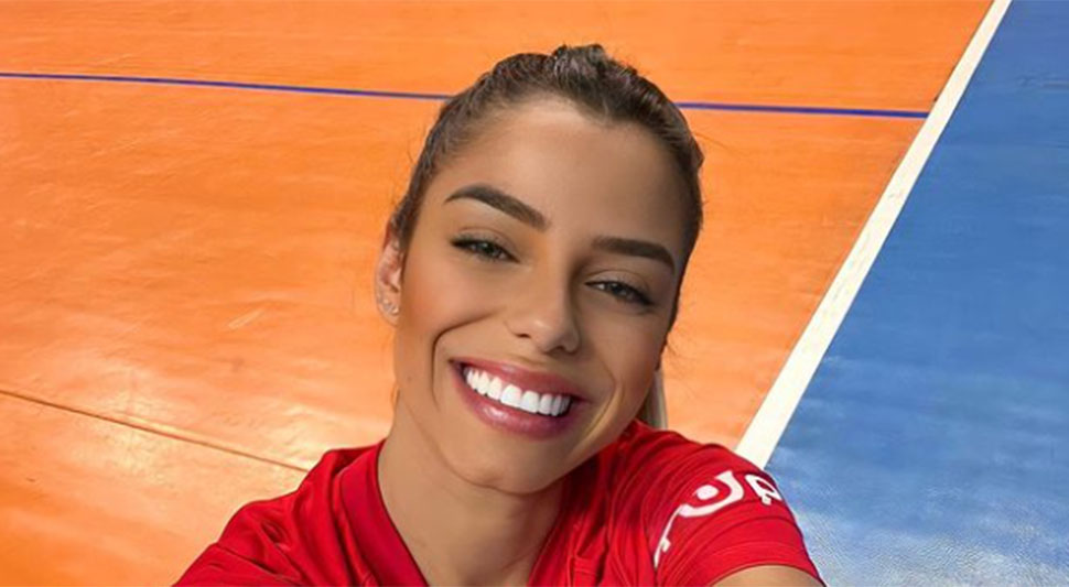 Zhvishet përpara kamerave dhe kryen marrëdhënie seksuale, volejbollistja i bën të gjitha në “Big Brother VIP”