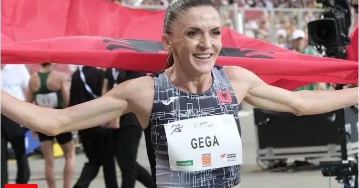 Luiza Gega shkëlqen në Francë, rekord kombëtar në 5 km rrugë