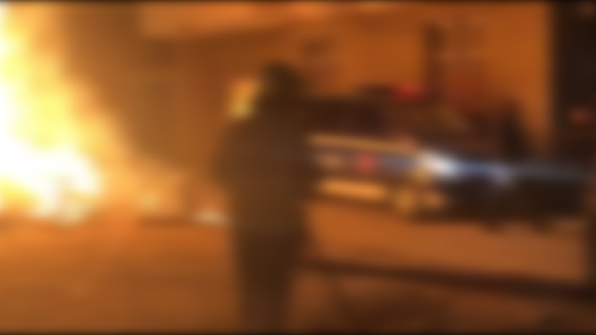 I dogjën makinën, pronari i automjetit merr peng zjarrvënësin dhe e dhunon