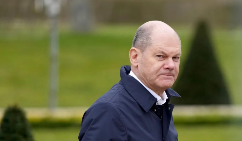 Paralajmëron kancelari Scholz: Do ketë pasoja nëse Kina i dërgon armë Rusisë