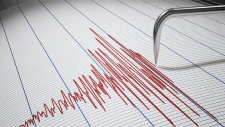 Tjetër tërmet i fuqishëm në Turqi, frikë dhe panik tek banorët