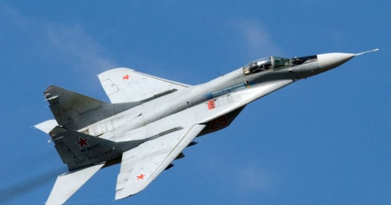 Pas Polonisë një tjetër vend evropian dërgon avionë luftarakë drejt Kievit