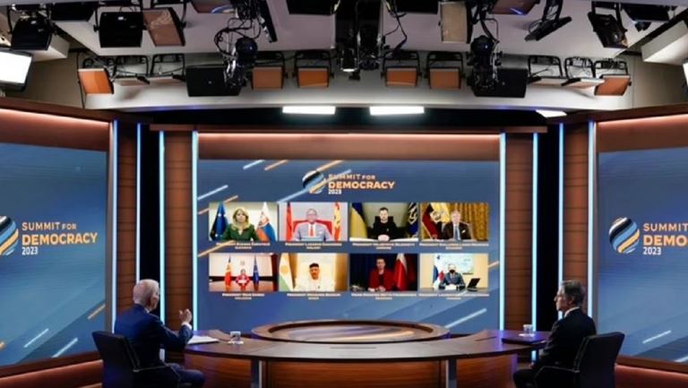 SHBA investon 690 milionë dollarë në programe për të fuqizuar demokracinë në mbarë botën